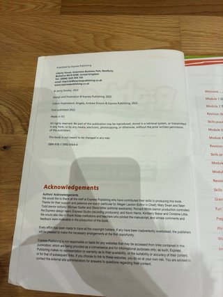 Workbook and Grammar / Student’s book /Right On!