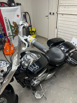 Suzuki Intruder VL800 custom