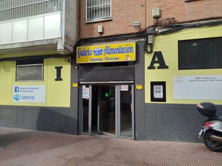 Local comercial en venta en Reyes Católicos en Alcalá de Henares
