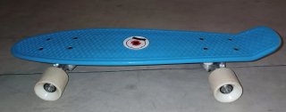 Skateboard azzurro Play 500 per bambini