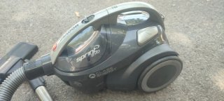 Aspiradora Hoover 700W