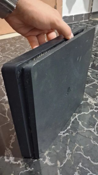 Consola PS4 Slim Negra