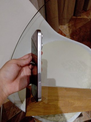 iPhone 16 Pro Blanco Batería 90% febrero 2025 usad