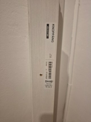 Estante para cuadros IKEA 75 cm.