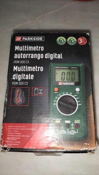 Multímetro/polímetro digital con soporte y pinzas