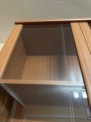 Mueble de salón madera y cristal