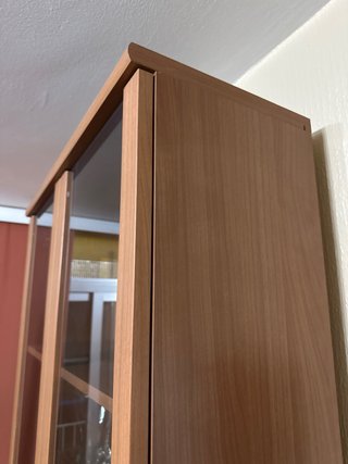 Mueble de salón madera y cristal