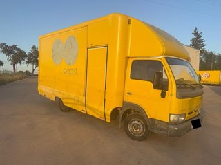 Nissan Cabstar 2004