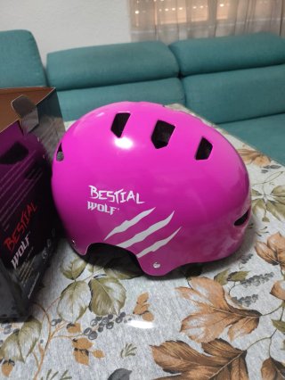 Casco Bestial Wolf sin estrenar