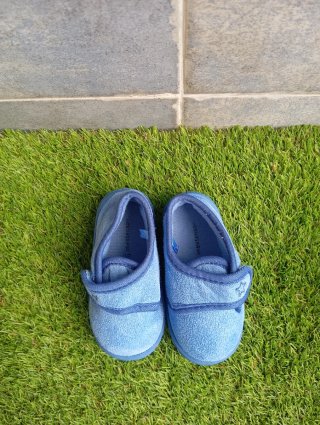 Zapatillas casa niño azul T. 20