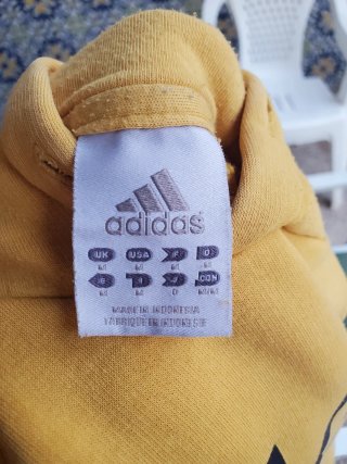 Sudadera Adidas Amarilla con Capucha