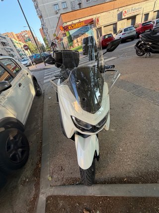 Yamaha NMAX 125 2024 Blanca