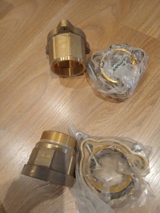 Piezas de latón 90 y 75