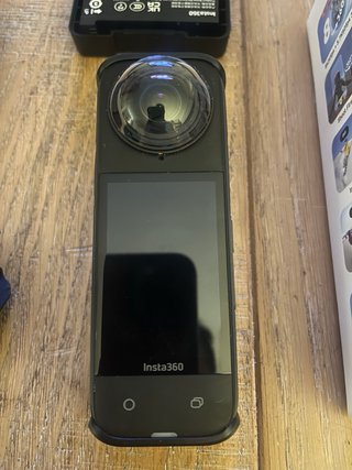 Insta360 X4, Batería Extra y Protector bueno lente