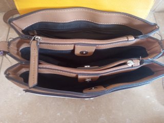 2 Bolsos Marrón y Amarillo.