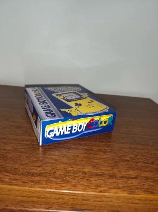 Caja Game Boy Color Pokemon