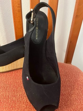 Sandalias cuña Tommy Hilfiger negras talla 38