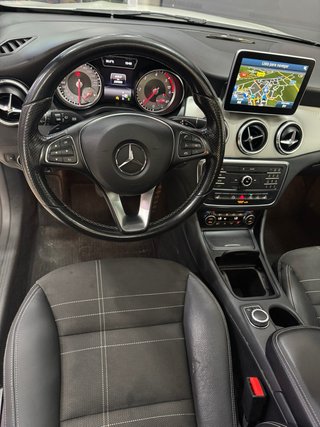 MERCEDES-BENZ 🟢 CLA SHOOTING BREAK 200 CDI 136cv