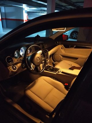 Mercedes-Benz C 220 CDI