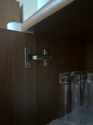 Mueble salón madera y cristal