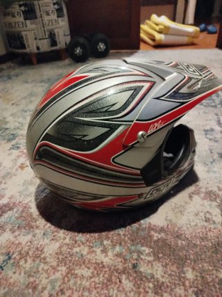 Casco Moto AGV Plata y Rojo
