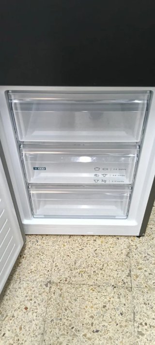 NEVERA COMBI BOSCH NO FROST ENERGÍA A+