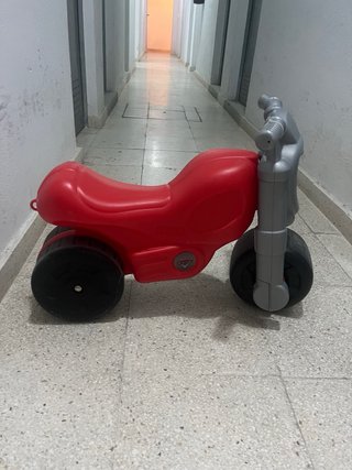 Moto correpasillos Rayo McQueen