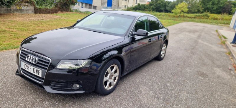 Audi A4 2010 - foto 1