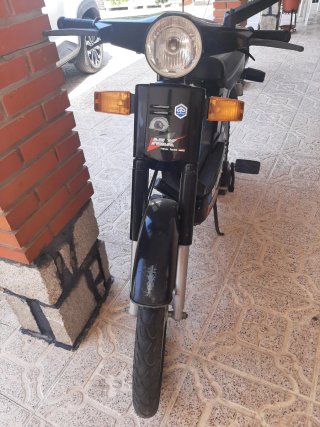 Vespino NLX Negra