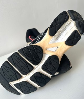 Zapatillas Asics Gel Zone Mujer Talla 42 (26’5 cm)