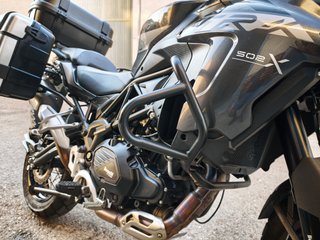 Benelli TRK 502X – 08/2022 – 12.815 km – Impecable