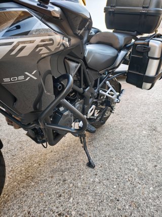 Benelli TRK 502X – 08/2022 – 12.815 km – Impecable