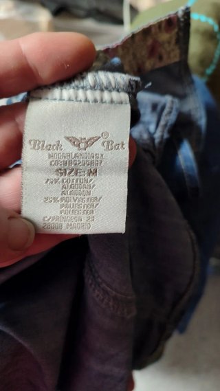 Camisa vaquera desgastada