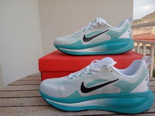 Nike Vomero 18 orig