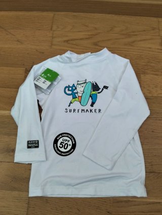 Camiseta protección solar OLAIAN 4 años Nueva.