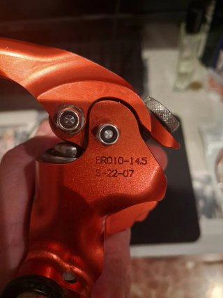 Bomba Freno Beringer BR10