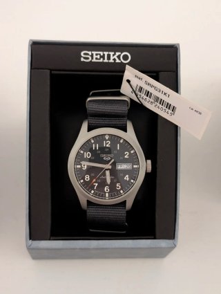 Seiko 5 Sport Field series NUEVO