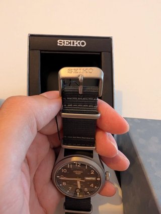 Seiko 5 Sport Field series NUEVO