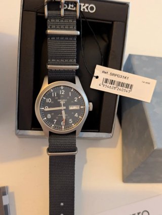 Seiko 5 Sport Field series NUEVO