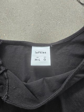 Top Lefties negro manga larga