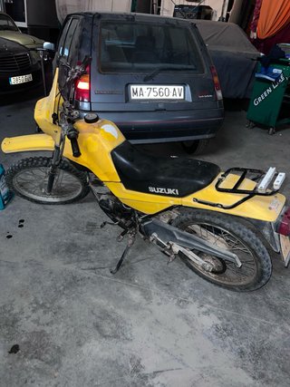 Suzuki 50cc Enduro/Motocross Amarilla