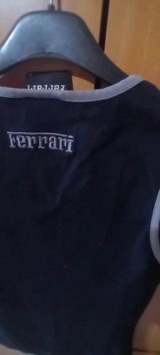 Maglia Ferrari Nera Logo Taglia XS