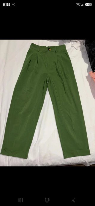 Pantalón verde bonito