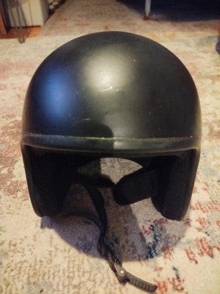 Casco de moto negro