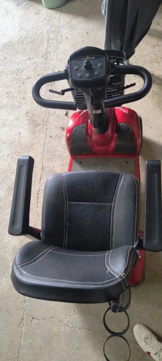 Scooter eléctrica para mayores Leo
