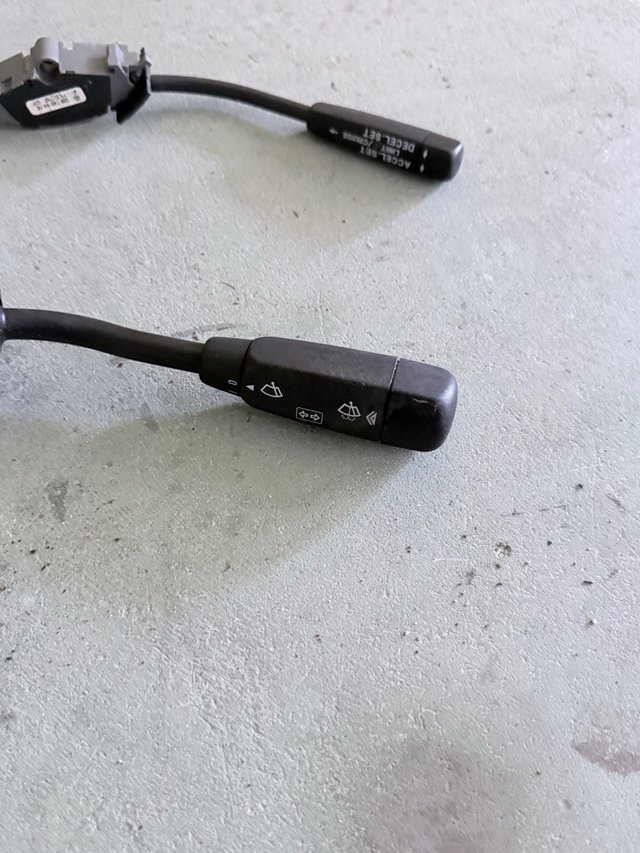 Mando Limpia y Control Crucero Mercedes W210