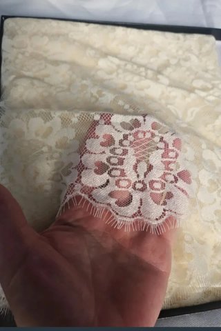 Mantilla Madrina/Manola Beige 240x120cm con Broche