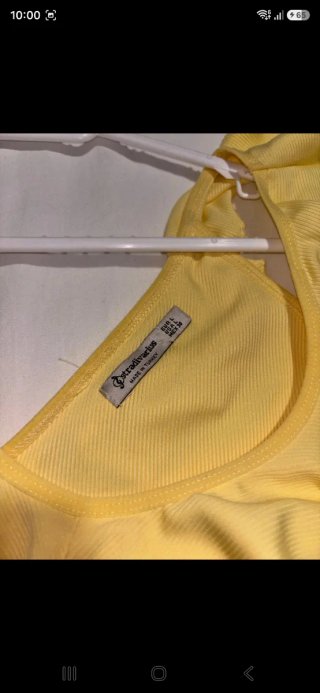 Blusa Stradivarius Amarilla Talla S