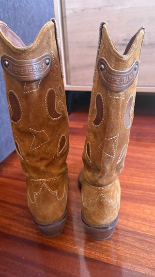 Botas cowboy ante marrón