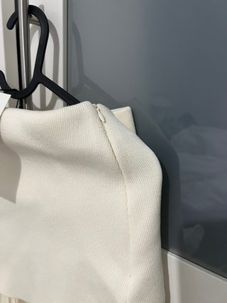 Conjunto Chaleco y Falda Zara Beige Nuevo